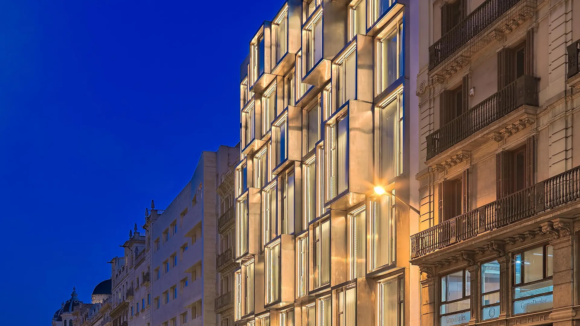 H10 Cubik 4* Sup Hotel Barcelona