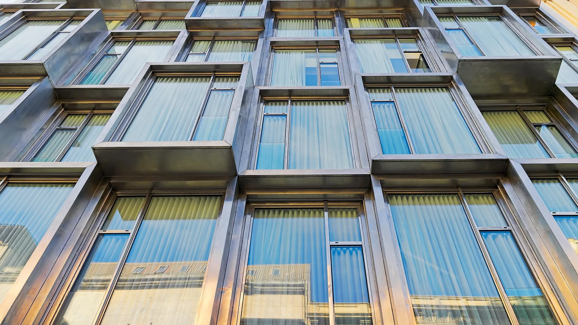 H10 Cubik 4* Sup Hotel Barcelona