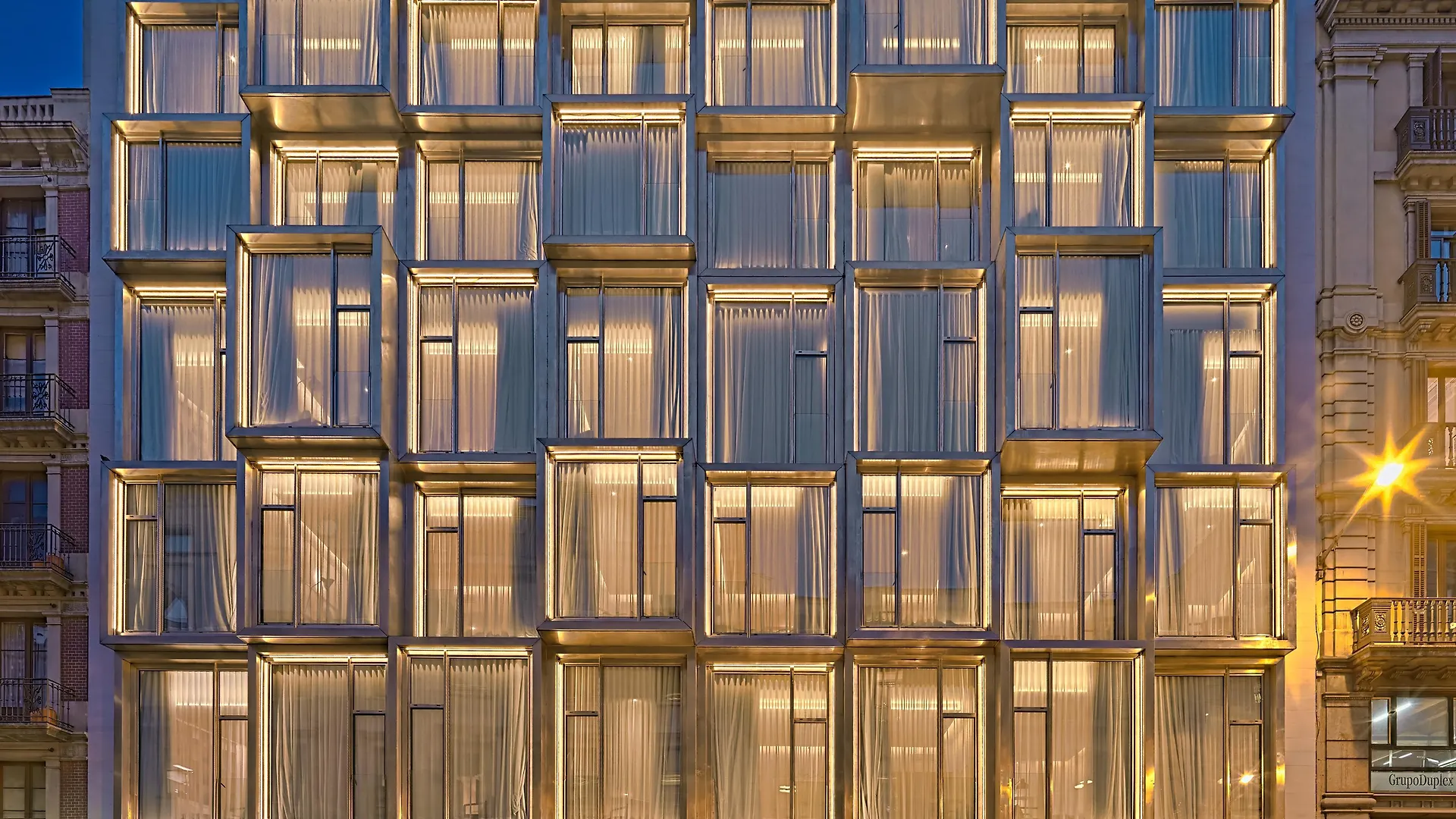 H10 Cubik 4* Sup Hotel Barcelona Spain