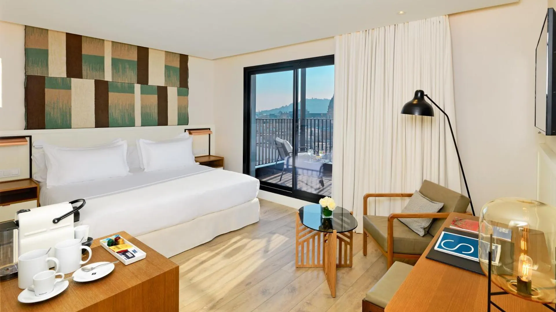 H10 Cubik 4* Sup Hotel Barcelona 4*,