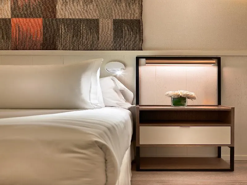 H10 Cubik 4* Sup Hotel Barcelona