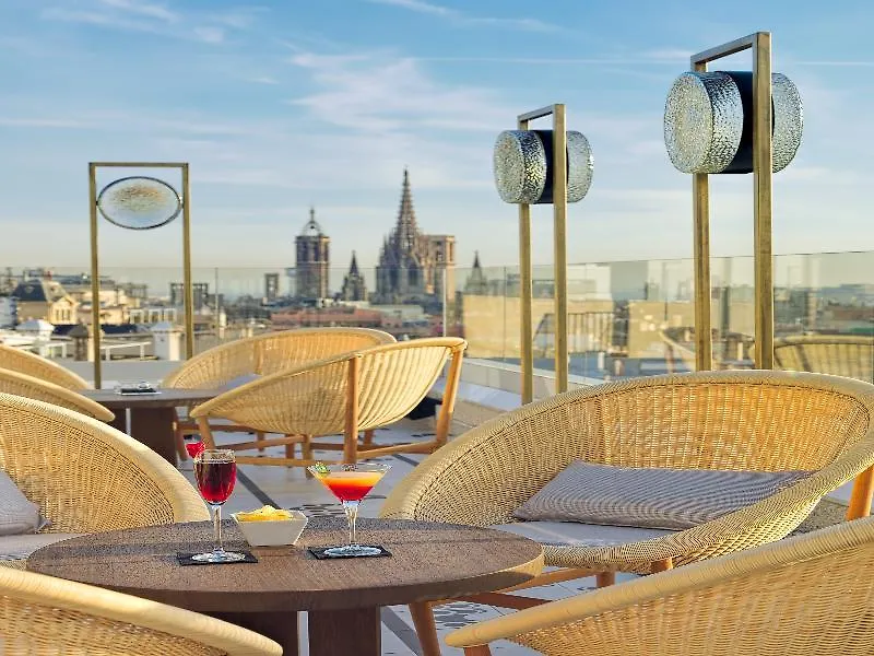 ****  H10 Cubik 4* Sup Hotel Barcelona Spain